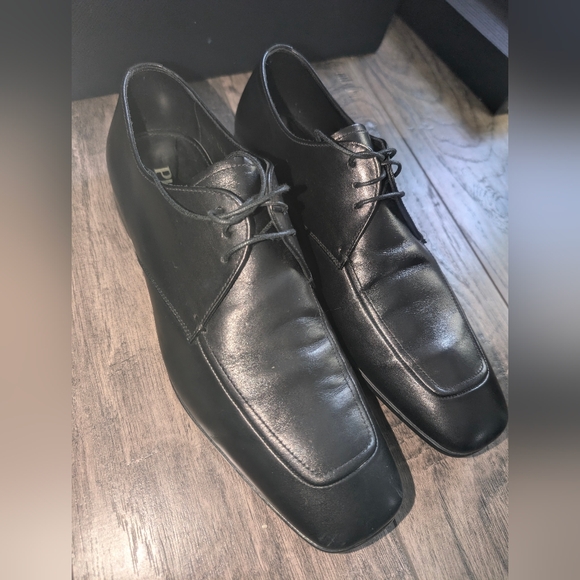 Prada Size 8 dress shoes - Picture 2 of 5